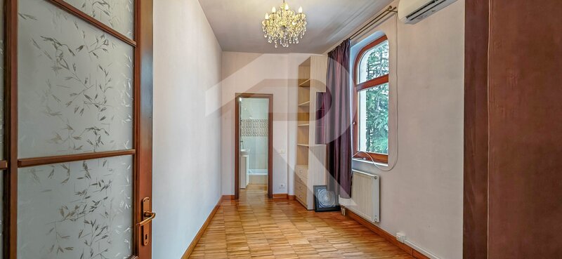 Foisor de Foc Spatiu profesional cu caracter intr-o vila individuala