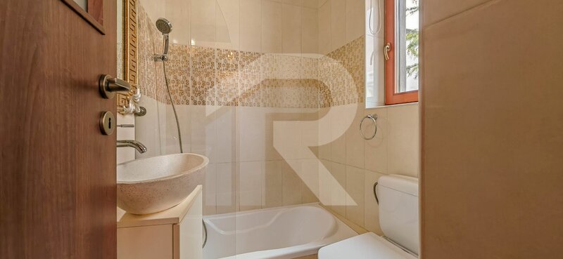 Foisor de Foc Spatiu profesional cu caracter intr-o vila individuala